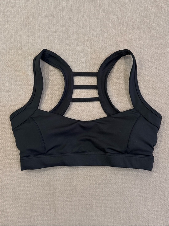 Evree Other - NWOT Black Strappy Back Sports Bra
